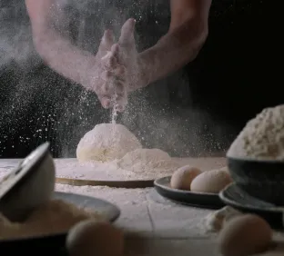 quién inventó el pan