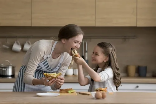 ¿Es bueno el pan para los niños? Beneficios, Etapas y Guía de Nutrición