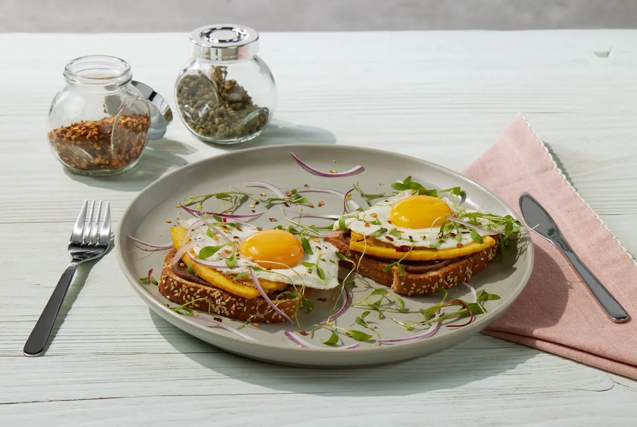 tostada de huevo y plátano