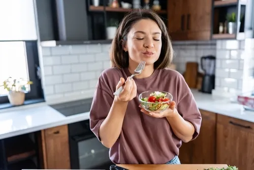 Estrategias para adoptar la alimentación consciente
